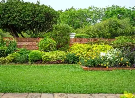 landscaping services Coldstream